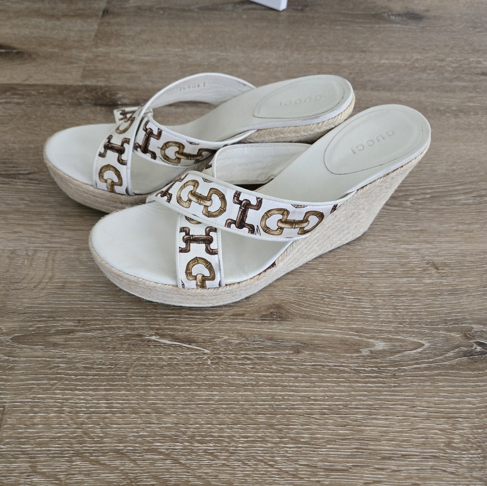 Gucci Women's White and Brown Platform Sandals - Picture 3 of 12